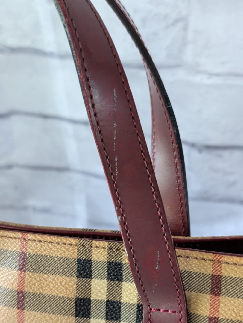 Authentic Burberry Beige Tan Nova Check Tote with Brown Handles - Picture 8 of 10